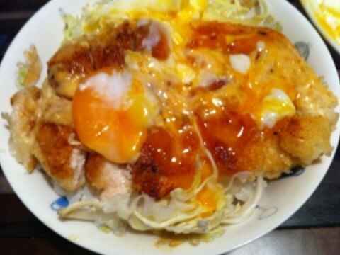 チキンカツ卵丼